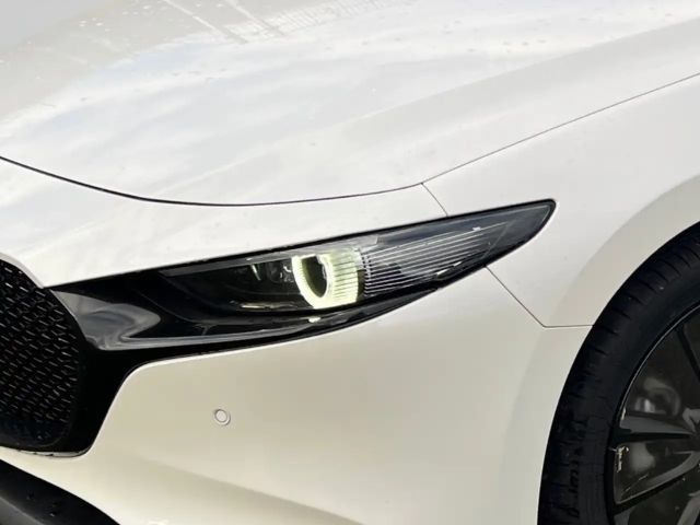 Mazda 3 2.5L Homura SkyActiv e-Skyactiv