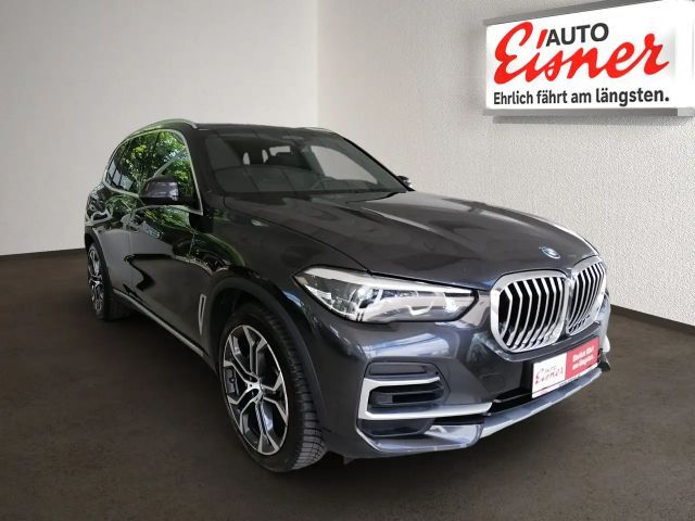 BMW X5 xDrive45e