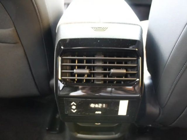 Peugeot E-5008 Allure Pack