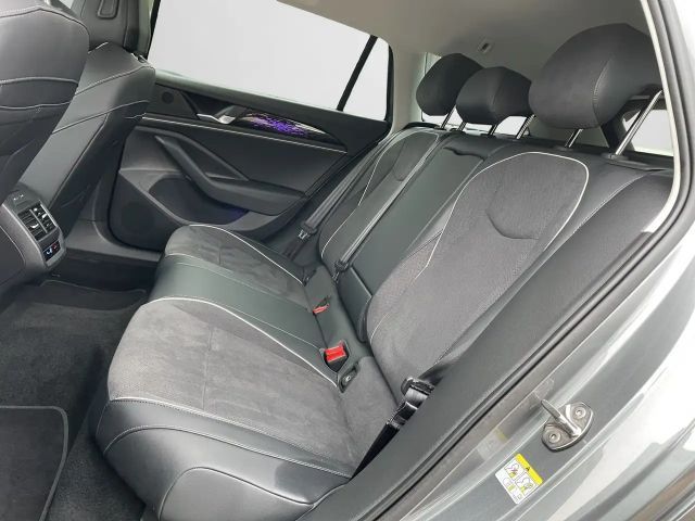 Volkswagen Passat 1.5 TSI Business DSG Variant