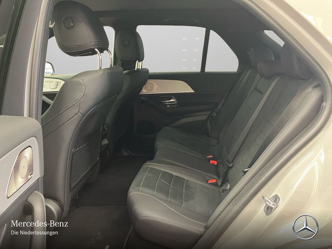 Mercedes-Benz GLE 300 4MATIC AMG Line GLE 300 d