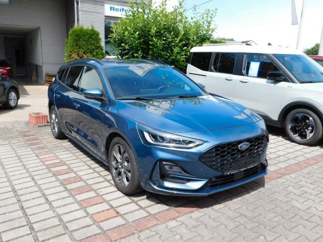 Ford Focus ST Line Wagon