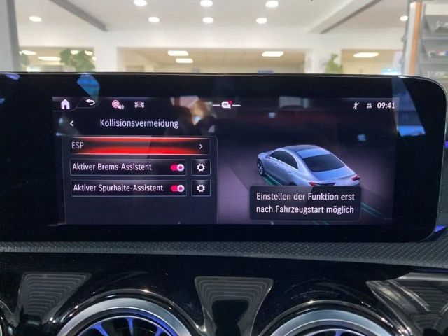 Mercedes-Benz CLA 200 AMG Line Coupé