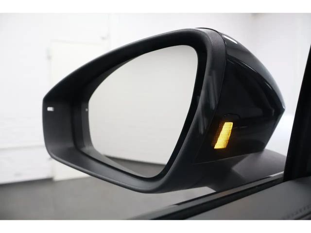 Volkswagen Tiguan 2.0 TDI DSG R-Line