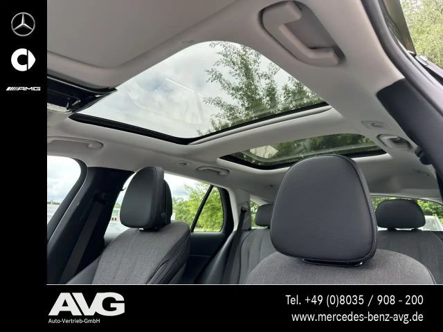 Mercedes-Benz E 200 AVANTGARDE Estate