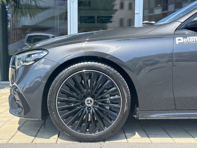 Mercedes-Benz E 220 4MATIC E 220 d Sedan