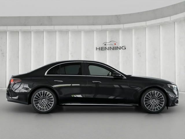 Mercedes-Benz E 200 AMG Line Sedan