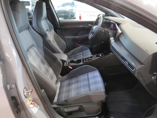 Volkswagen Golf 2.0 TDI DSG Golf VIII