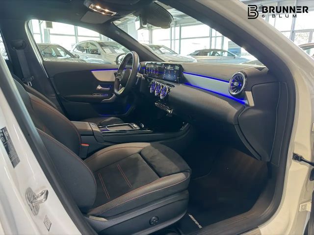 Mercedes-Benz A 220 4MATIC AMG Line