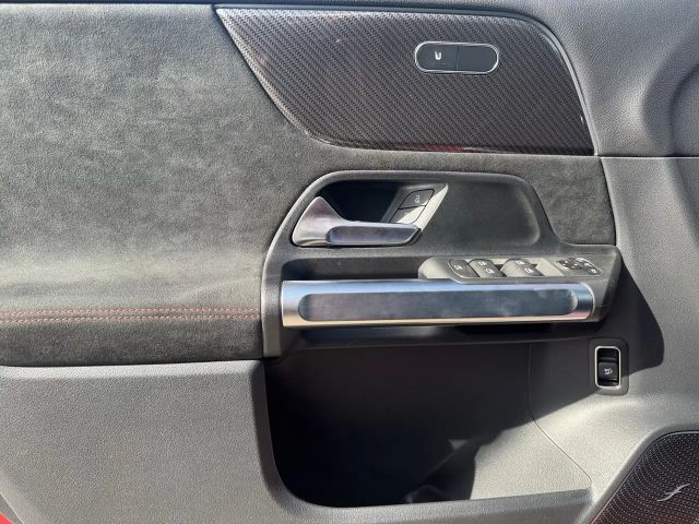 Mercedes-Benz GLB 35 AMG 4MATIC AMG Line