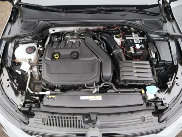 Volkswagen Golf 1.5 TSI Golf VIII R-Line Style