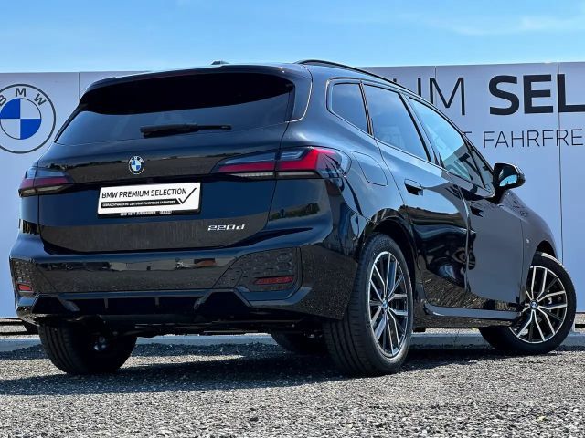 BMW 220 220d Active Tourer Sedan