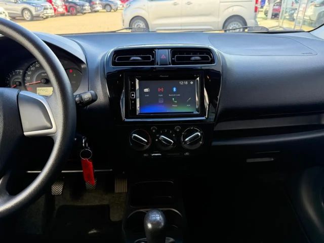 Mitsubishi Space Star Star