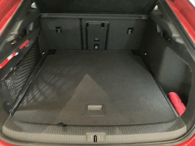 Volkswagen ID.7 340PS 4M NP.81T ACC.5J-G.WÄRMEPUMPE.AHK.AREA-VIEW.NAVI.HARMAN.HUD.PANO