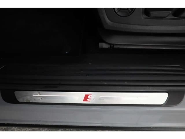 Audi Q4 e-tron S-Line