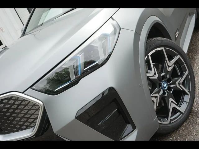 BMW iX2 M-Sport xDrive30