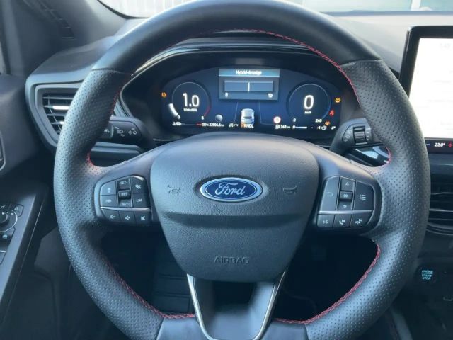 Ford Focus ST Line Wagon