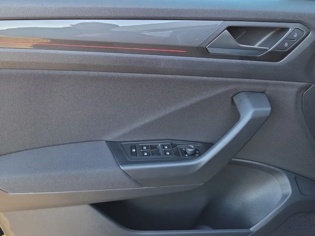 Volkswagen T-Roc 1.5 TSI DSG Sport