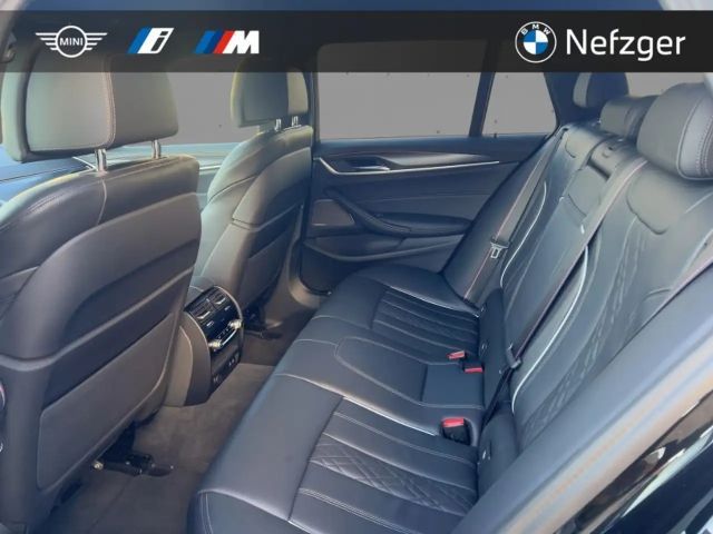 BMW 540 540d M-Sport Touring xDrive