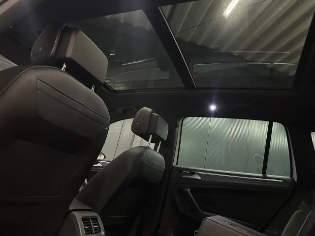 Volkswagen Tiguan 4Motion IQ.Drive R-Line