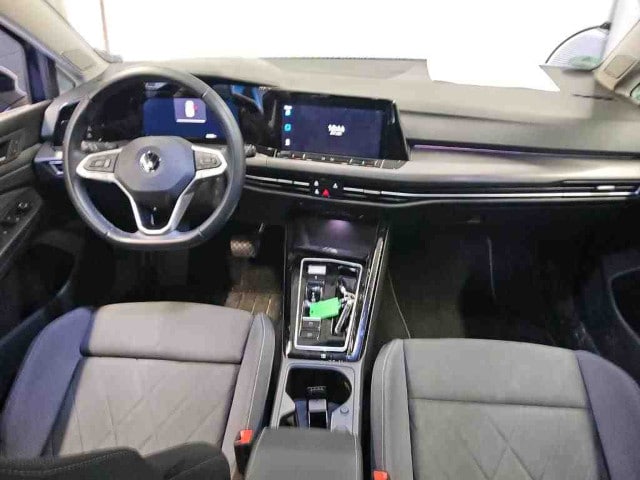 Volkswagen Golf 2.0 TDI DSG Style Variant