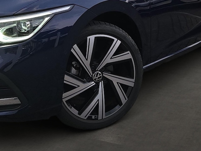 Volkswagen Golf 1.5 eTSI DSG Golf VIII Sport