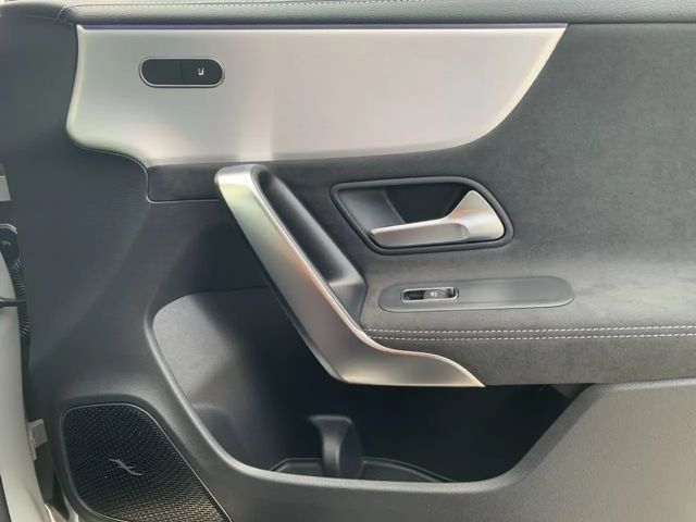 Mercedes-Benz CLA 180 Coupé