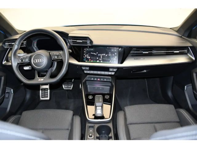 Audi A3 40 TFSI Quattro S-Tronic Sedan