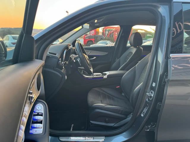 Mercedes-Benz GLC 300 4MATIC AMG Line