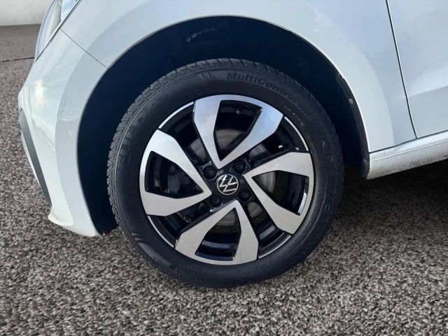 Volkswagen up! 1.0 MPI Active