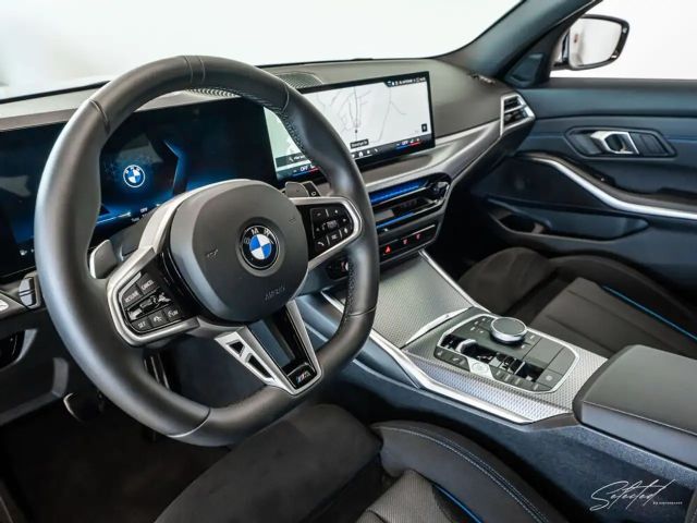 BMW 330 330i M-Sport Touring xDrive