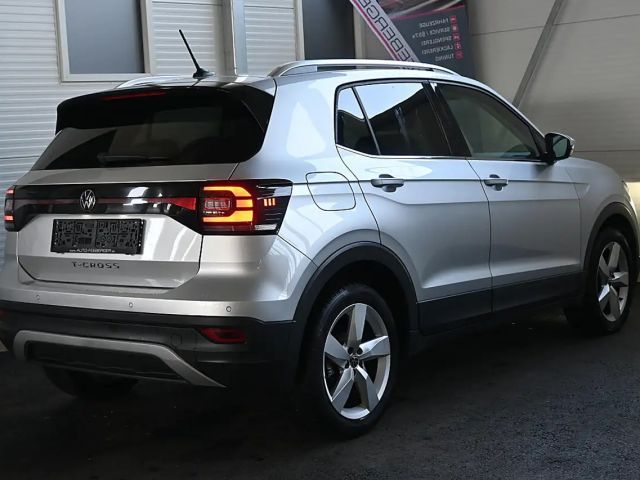 Volkswagen T-Cross Style