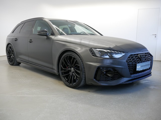 Audi RS4 Avant Quattro