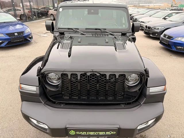 Jeep Wrangler 4xe Sahara