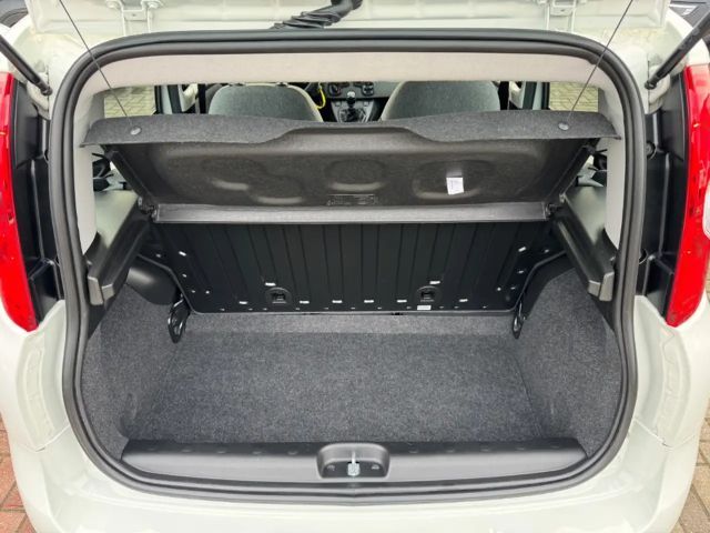 Fiat Panda +5SITZER+ALLWETTER+KLIMA+BLUETOOTH+DAB+