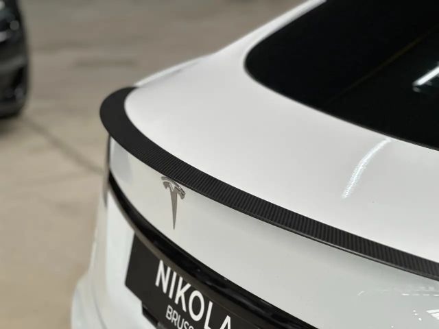 Tesla Model S Plaid
