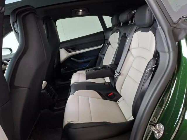 Porsche Taycan 4 Cross Turismo