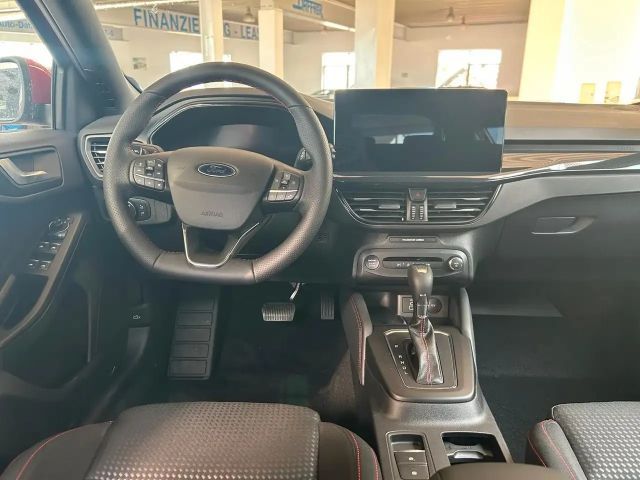 Ford Focus EcoBoost ST Line
