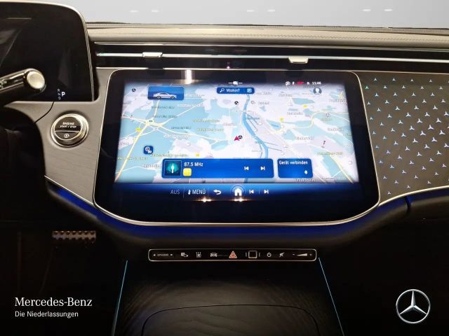 Mercedes-Benz E 220 AMG Line E 220 d Sedan