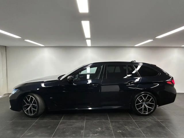 BMW 530 530d M-Sport Touring xDrive