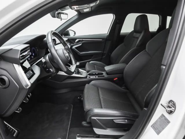 Audi A3 35 TFSI S-Line Sedan Sportback