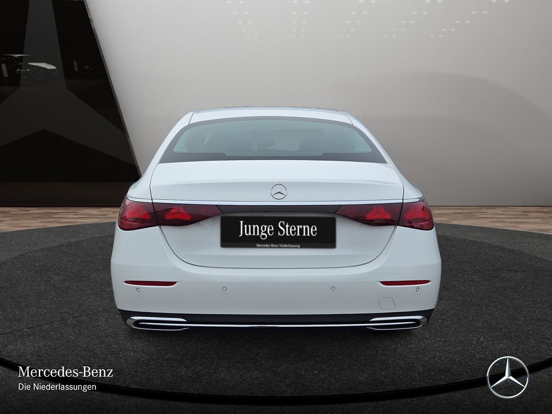 Mercedes-Benz E 220 E 220 d Sedan