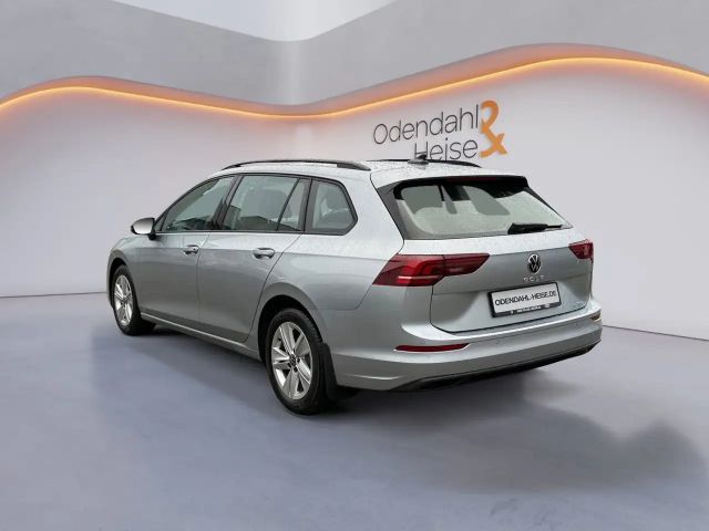 Volkswagen Golf 1.5 eTSI DSG Life Variant