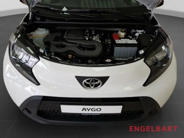 Toyota Aygo X 1.0 VVT-i Business Hatchback