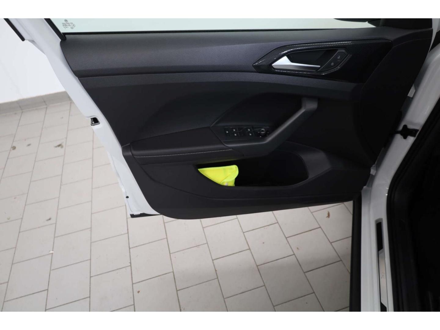 Volkswagen T-Cross 1.0 TSI R-Line