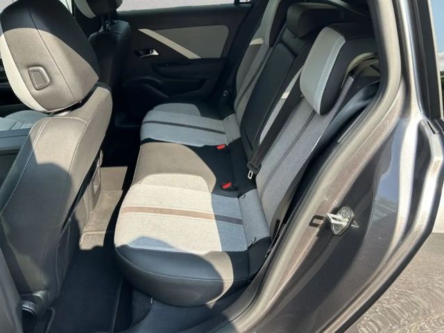 Opel Astra Elegance Sports Tourer