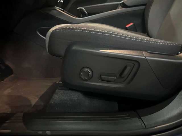 Volvo XC40 Dark Plus Recharge