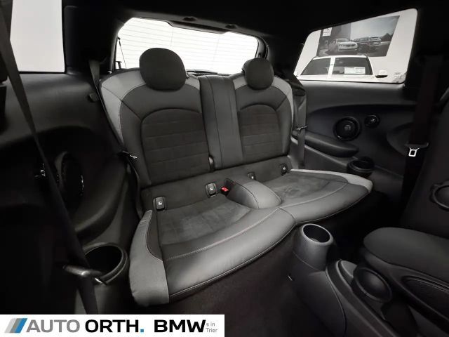 MINI John Cooper Works SP-AUT. PANO HUD KAMERA ACC HK