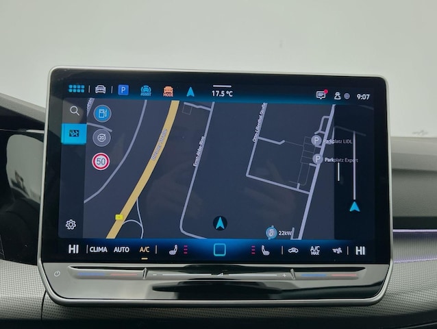 Volkswagen Golf 1.5 eTSI Golf VIII