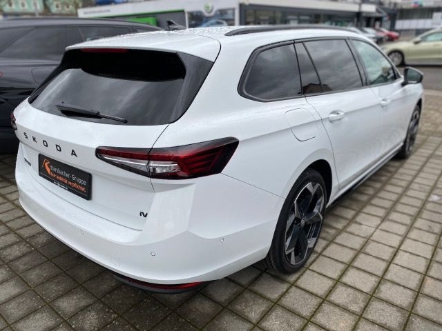 Skoda Superb Combi Sportline iV